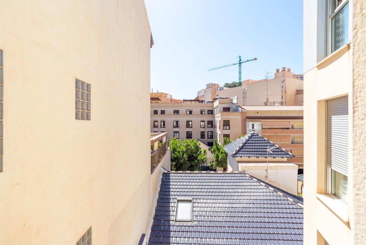 Lu&Cia Victoria 3 City Center Malaga Exterior photo